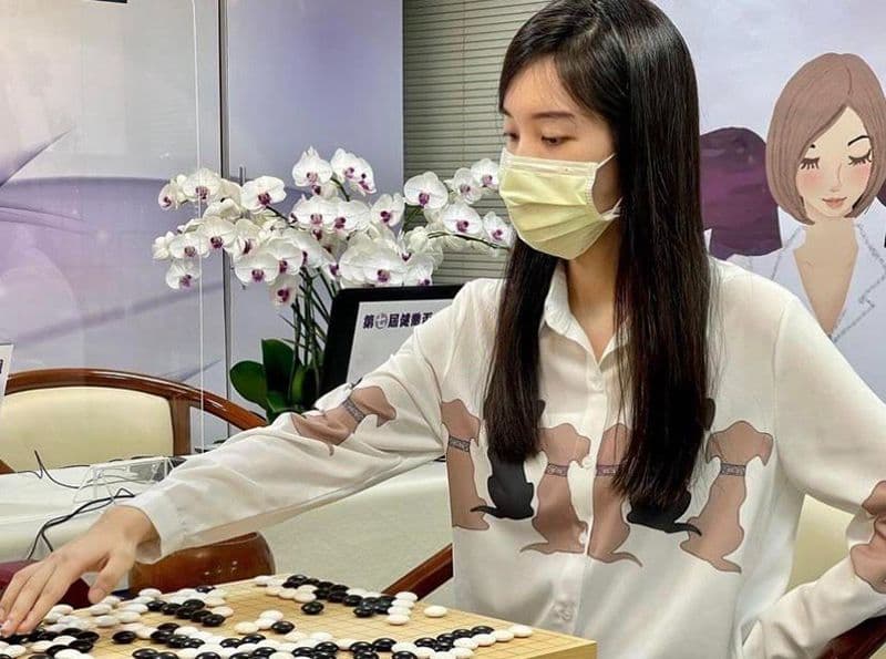 後黑嘉嘉時代棋逢敵手，俞俐均走出迷茫再攀峰