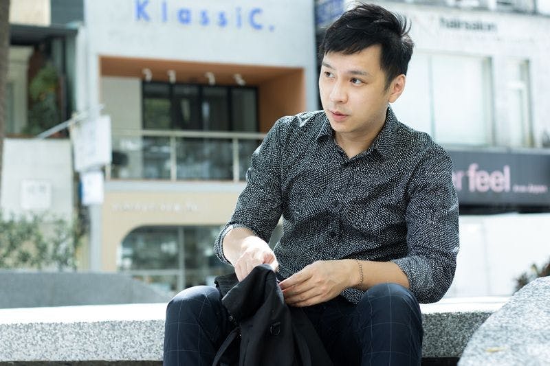 年輕設計師偕手台灣職人，打造手製原創包袋品牌－DYDASH